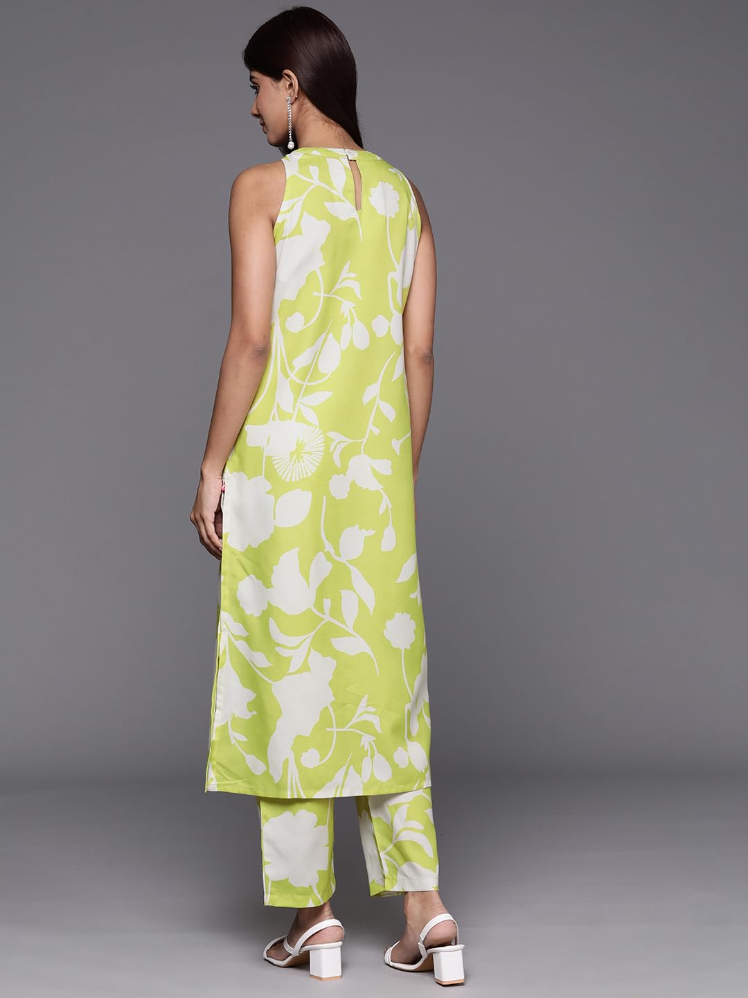 Varanga Women Lime Green Halter Neck Kurta With Bottom