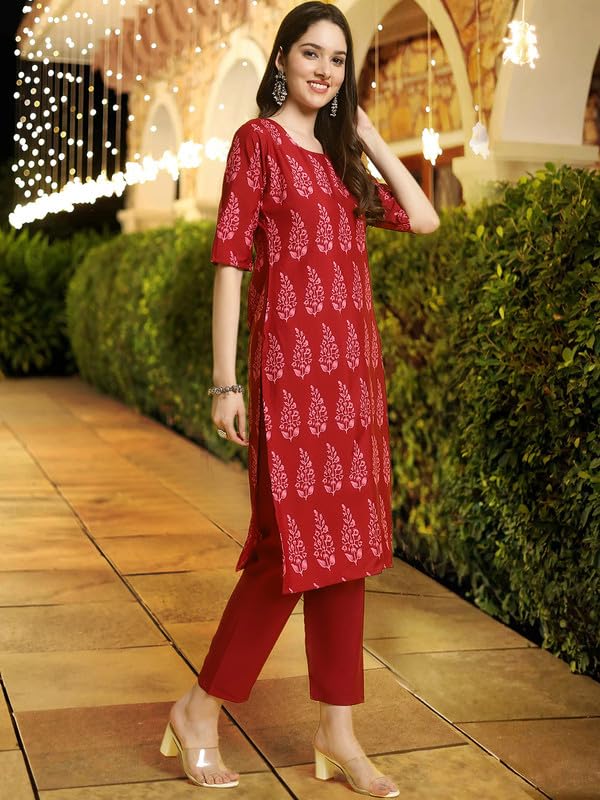 Pinkmint WomenS Printed Crepe Straight Kurta And Pant Set Round Neck Kurta And Pant Set For Women