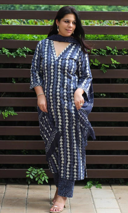 KLOSIA Women