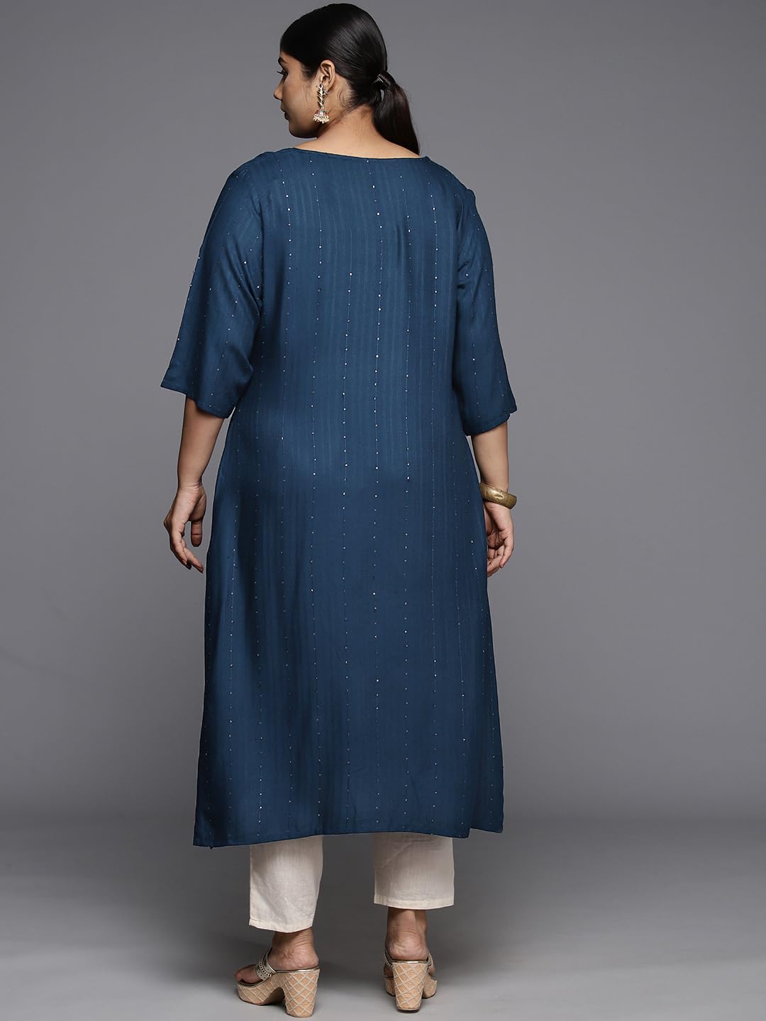 Extra Love By Libas Women'S Rayon Embroidered Straight Kurta (25316_Blue)