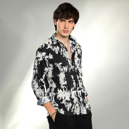 Campus Sutra Mens Onyx Black & Cream White Splash-Pleat Shirt | Casual Wear | Spread Collar | Long Sleeve | Button Closure | Sh