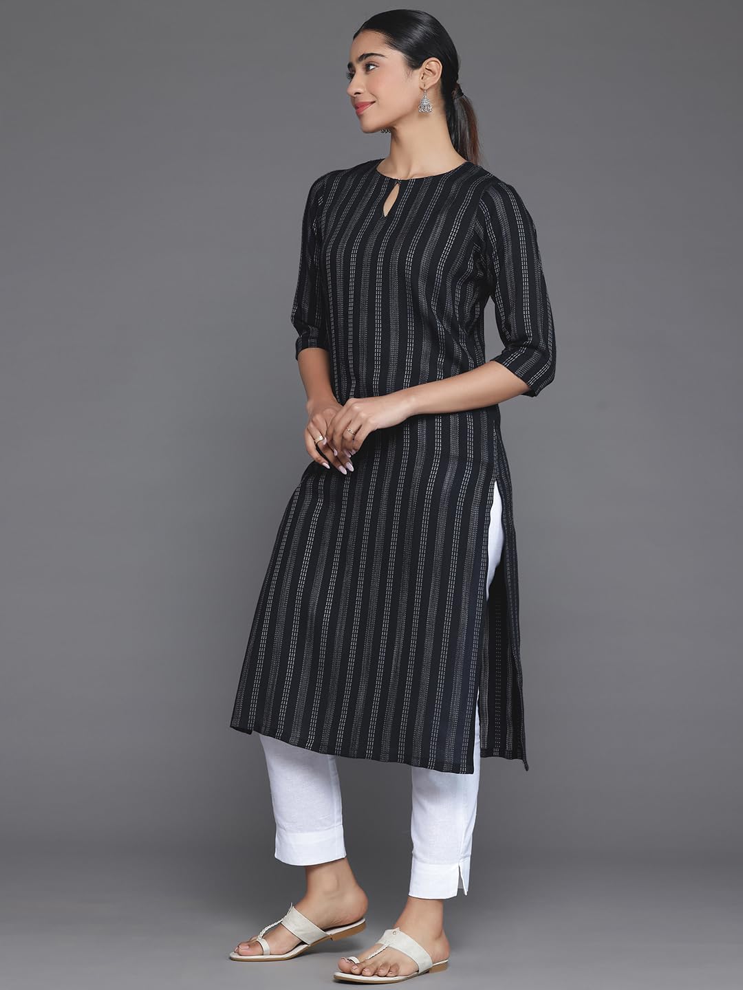 Libas WomenS Rayon Blend Woven Design Straight Kurta (29044_Black