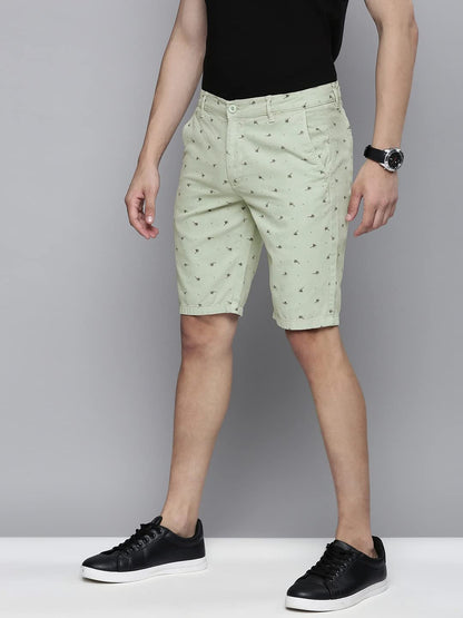 The Indian Garage Co Men Slim Fit Solid Mid-Rise Chino Shorts Mint Green