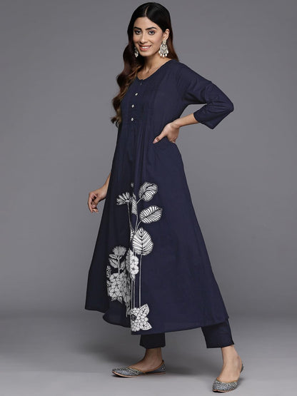 VARANGA Women Blue Floral Printed Kurta With Bottom And Dupatta