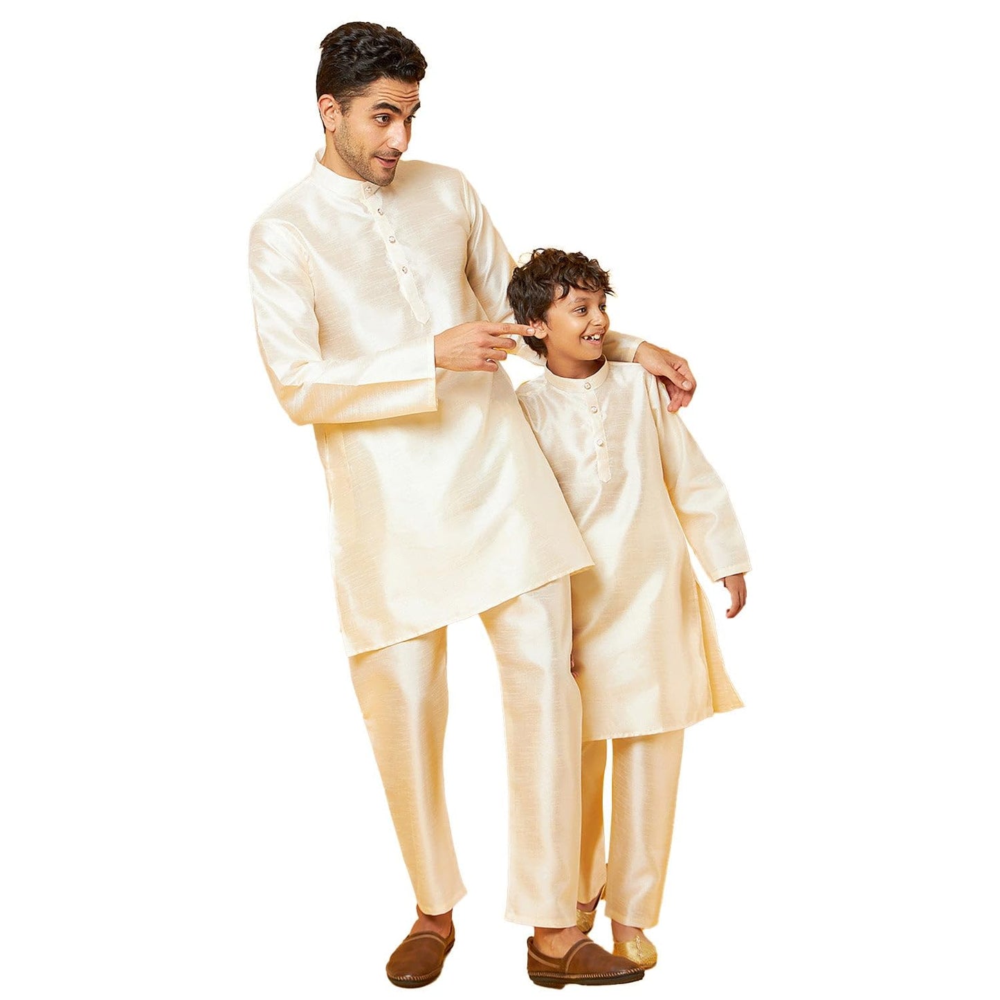 Bon Organik Off-White Silk Kurta With Pajama Set For Men