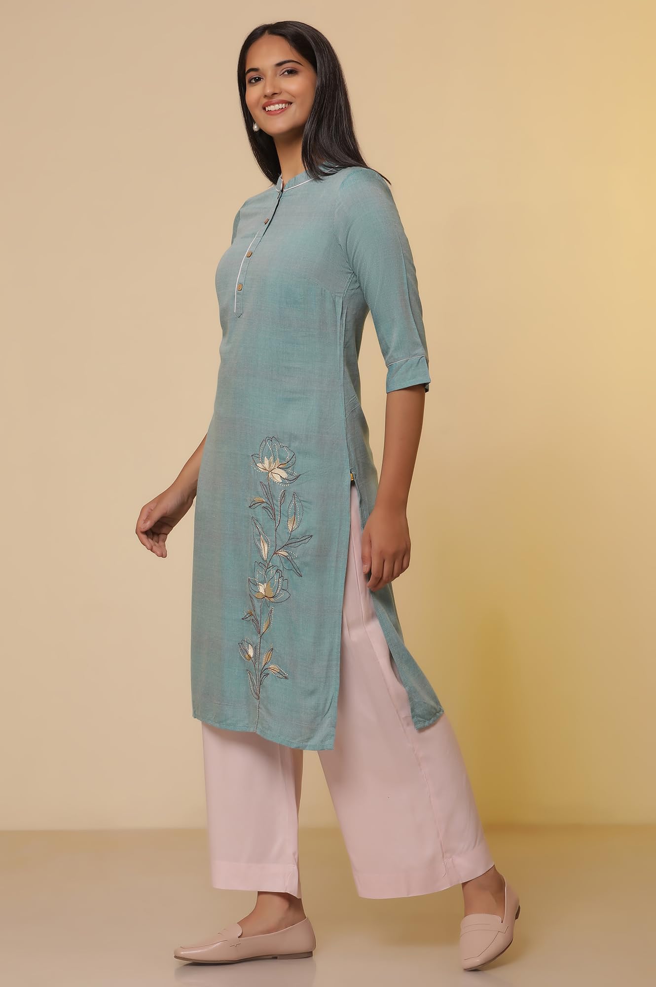 Aurelia WomenS Embroidered Straight Kurta Set With Palazzo