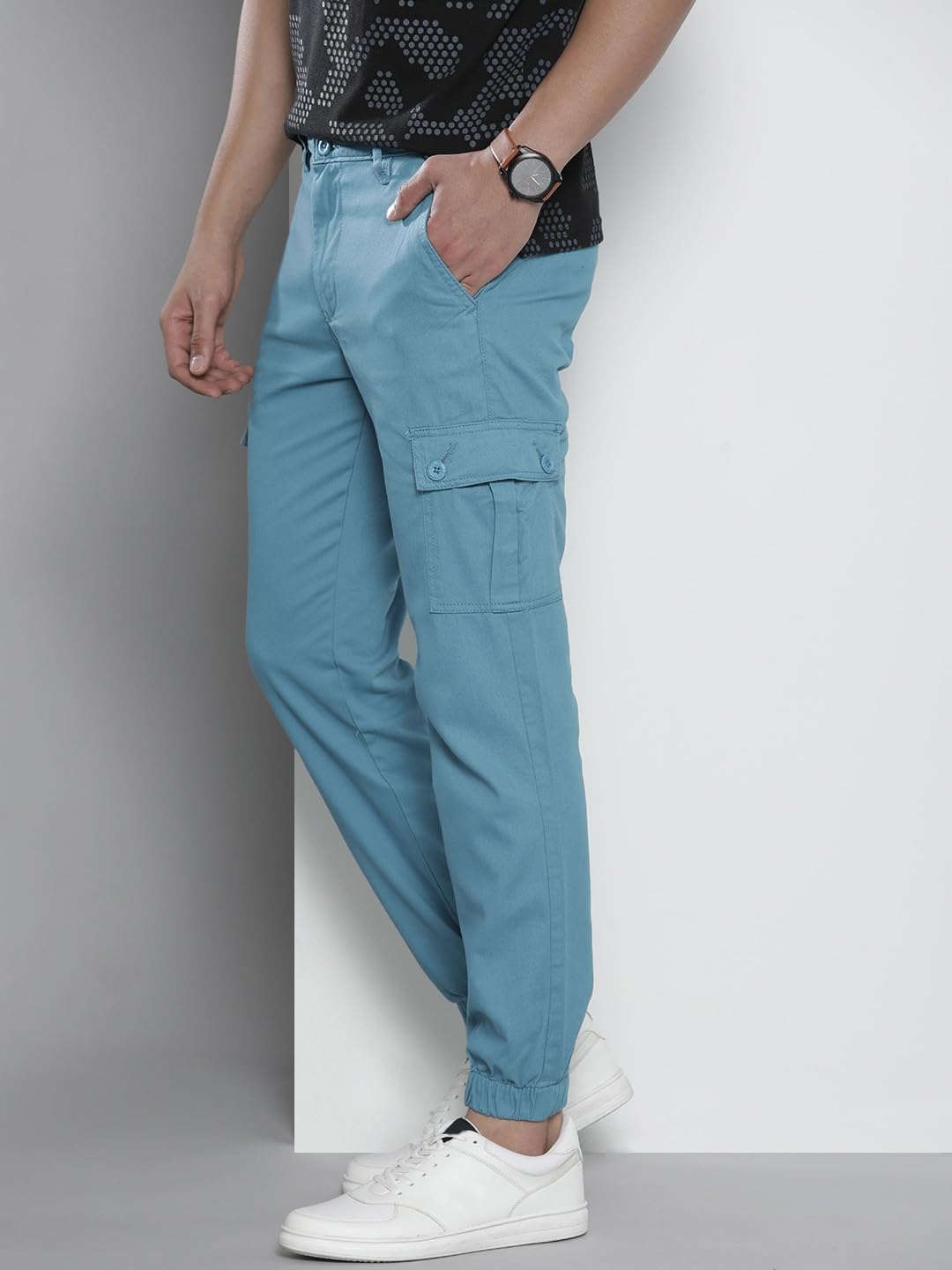 The Indian Garage Co Men Slim Fit Solid Mid-Rise Stretchable Cuffed Cargos Steel Blue