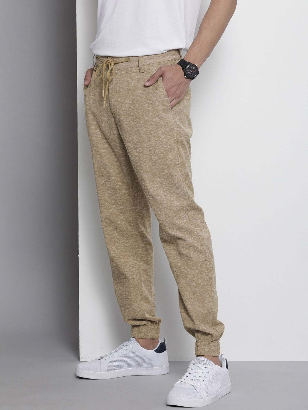 The Indian Garage Co Men Slim Fit Solid Mid-Rise Cuffed Joggers Beige