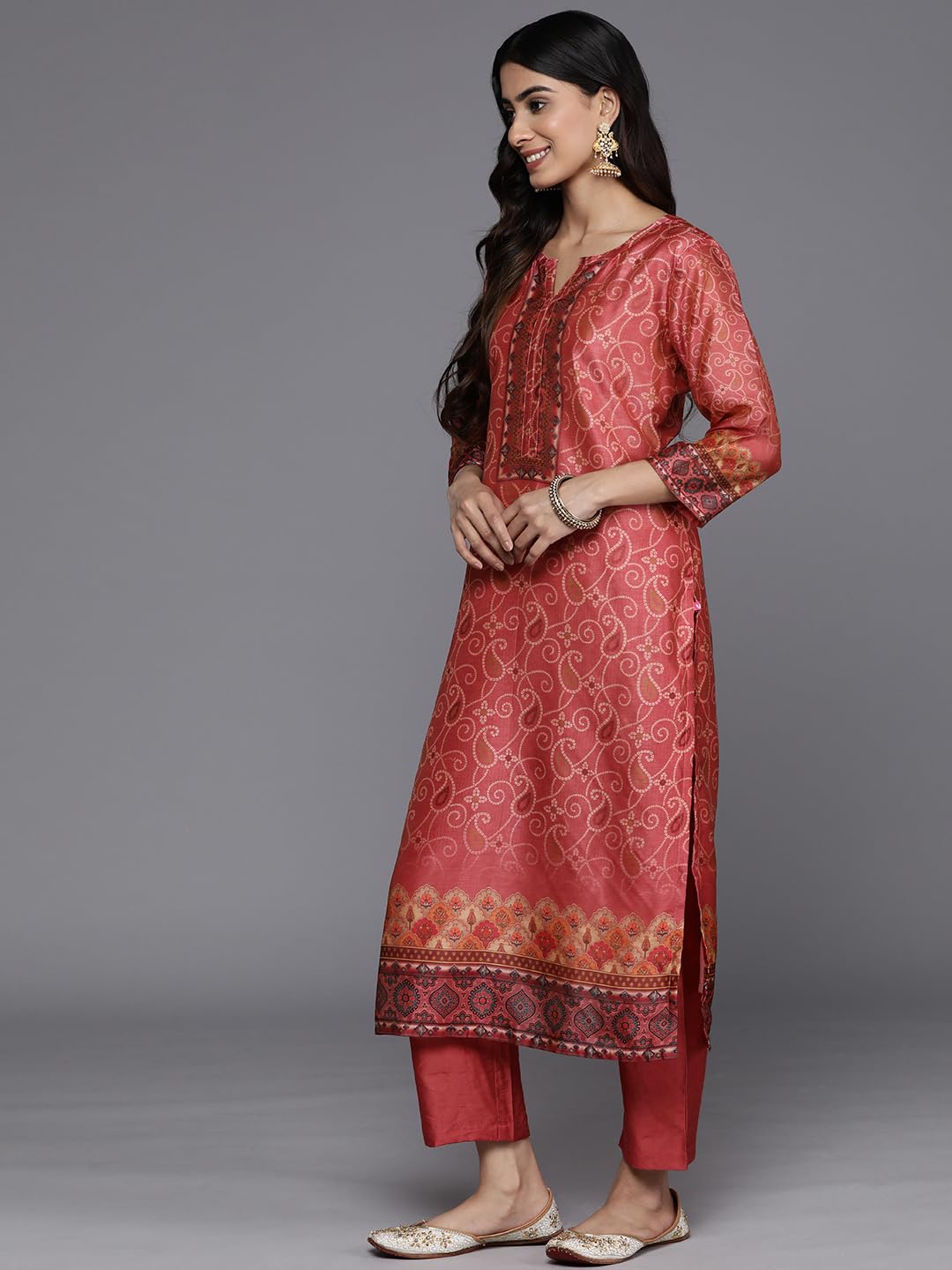 Varanga Women Pink Bandhani Printed Straight Kurta Paired with Tonal Solid Bottom and Printed Dupatta