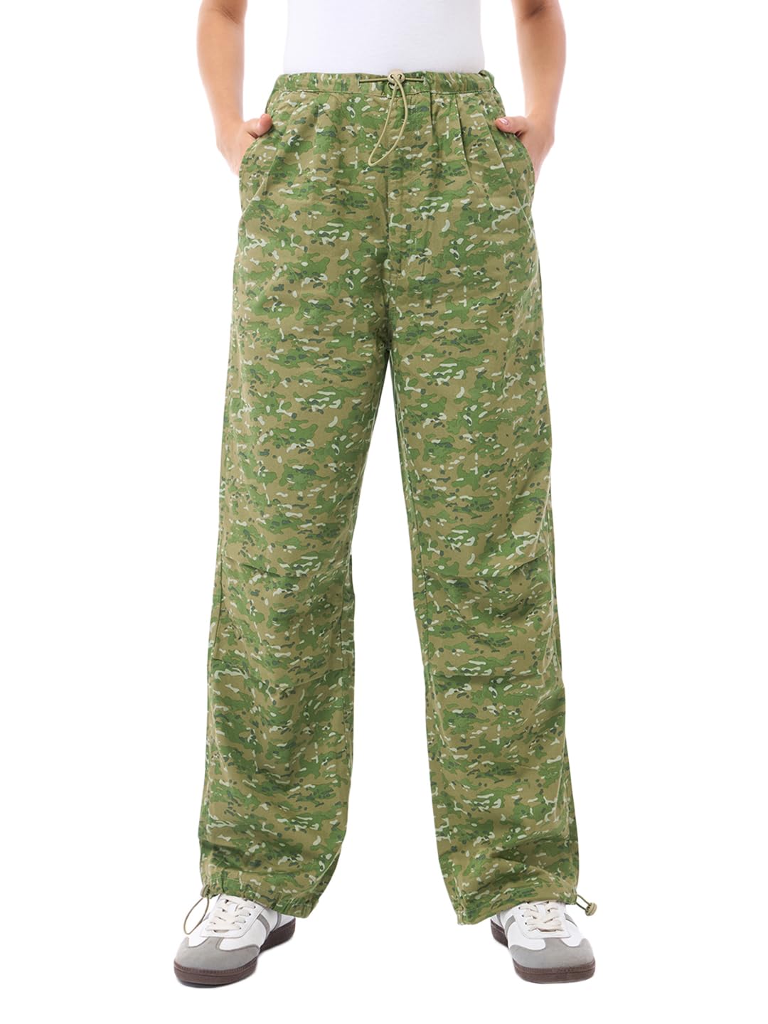 Bewakoof WomenS All Over Print 100% Cotton Parachute Pants - Oversized Fit_589653_Green_2Xl