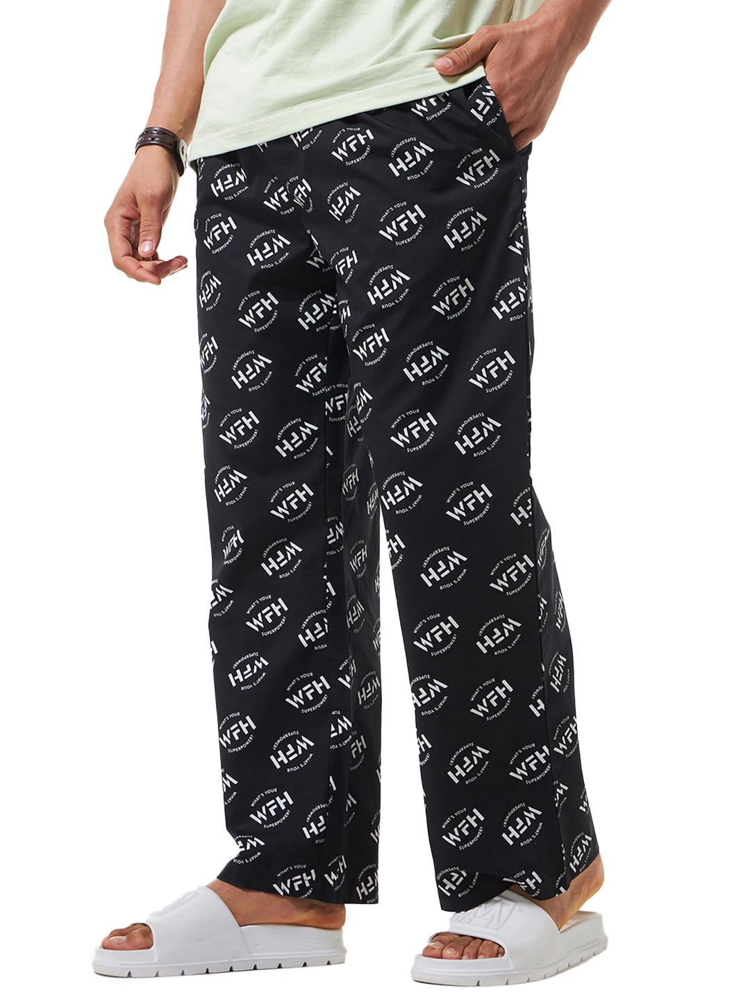 Bewakoof Mens All Over Printed Oversized Fit Cotton Pyjama_628784_Black_XL