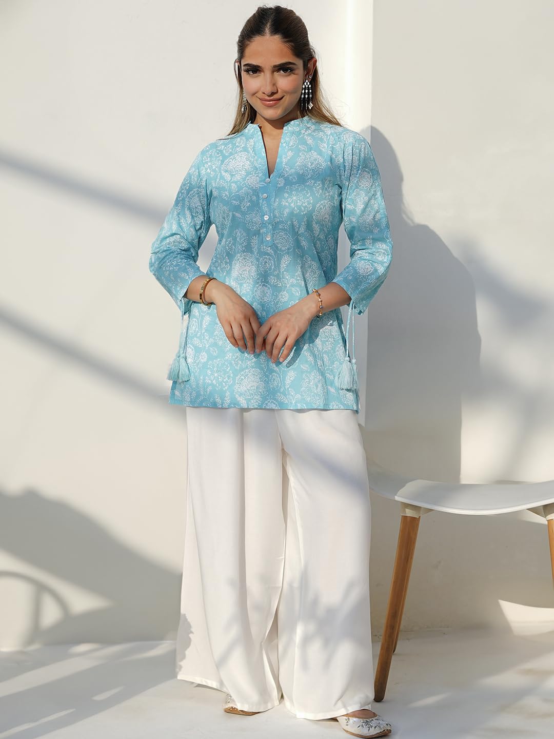Libas WomenS Pure Cotton Printed Straight Kurtis (26852_Blue