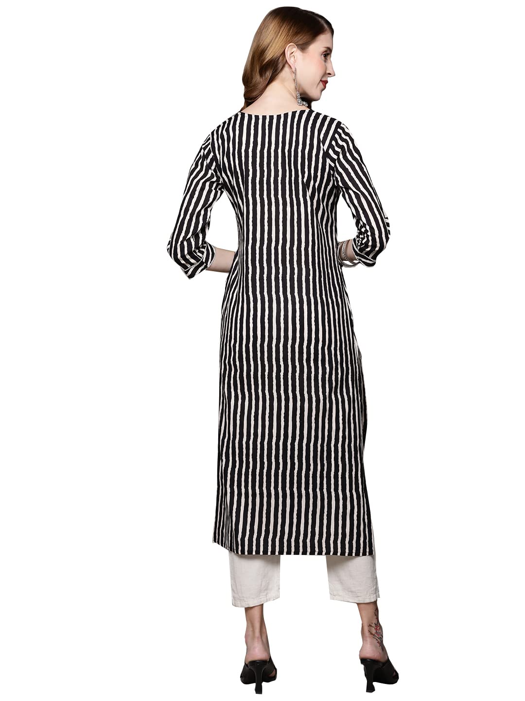 ishin Women's Cotton Black Embellished Straight Kurta