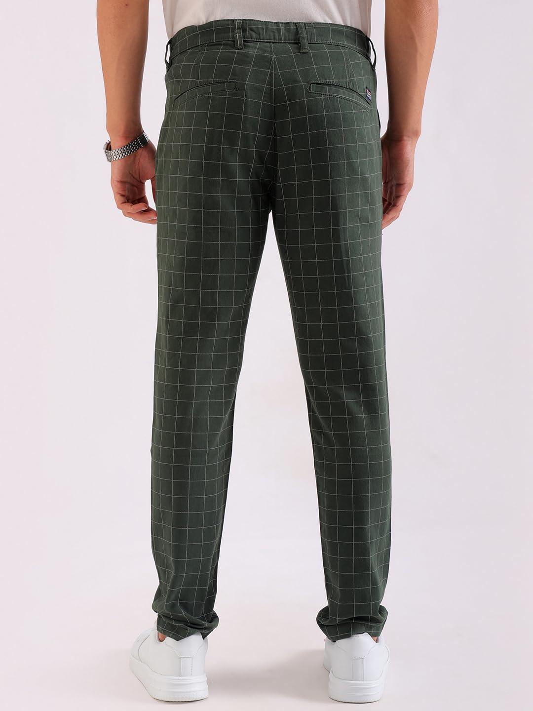 The Indian Garage Co Men Slim Fit Checked Mid-Rise Stretchable Chinos Jungle Green