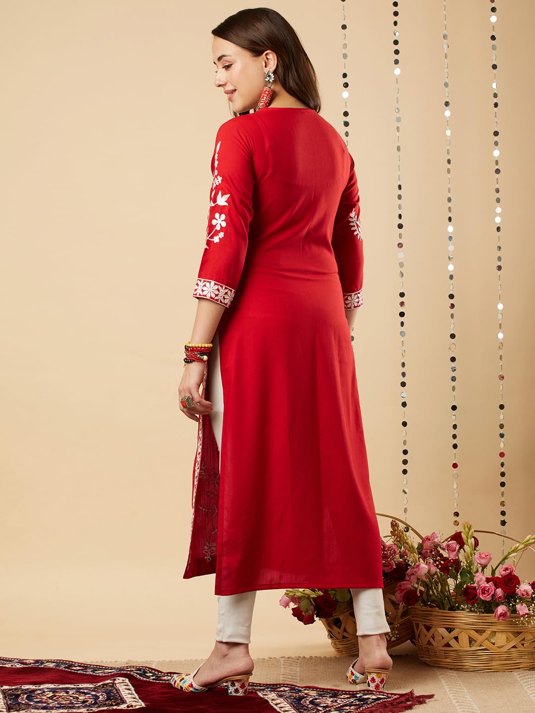 ANNI DESIGNER Women's Cotton Blend Chikankari Embroidered Straight Kurta