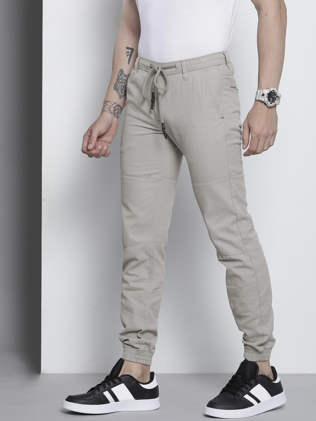 The Indian Garage Co Men Slim Fit Solid Mid-Rise Biker Joggers Grey