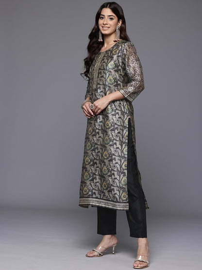 Varanga Women Grey Floral Printed Round Neck Straight Kurta Paired With Bottom And Printed Dupatta  Elegant & Comfortable Ethnic