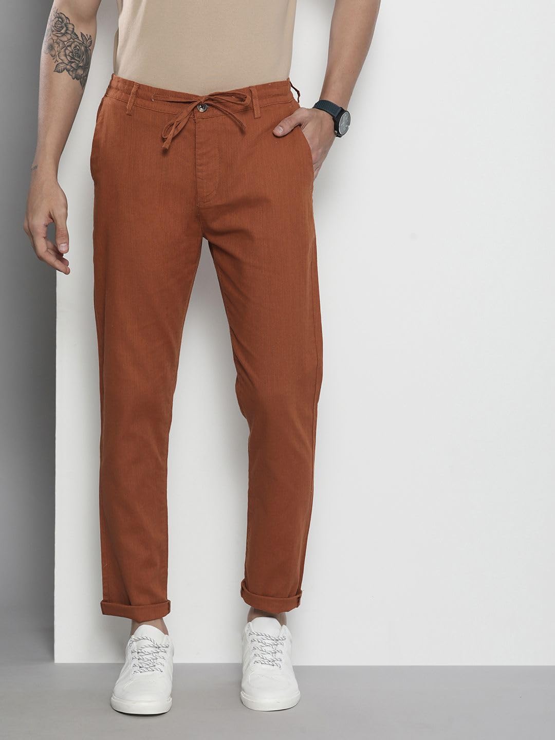 The Indian Garage Co Men Slim Fit Solid Mid-Rise Elasticated Linen Trousers