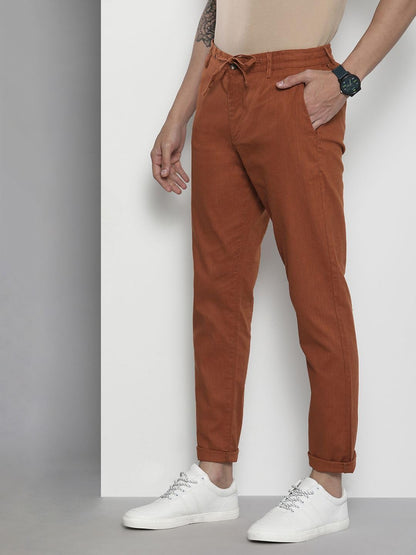 The Indian Garage Co Men Slim Fit Solid Mid-Rise Elasticated Linen Trousers