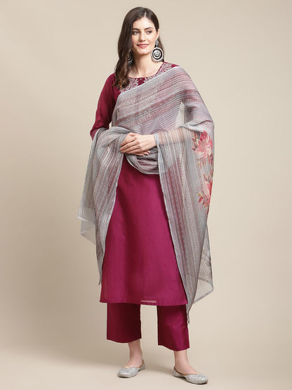Varanga Women Magenta Zari Embroidery Kurta Trouser Set with Floral Printed Organza Dupatta  Elegant Ethnic Wear for Women, Perf