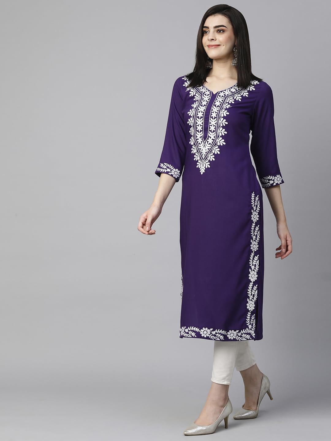 ANNI DESIGNER Women's Cotton Blend Chikankari Embroidered Straight Kurta