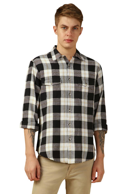 Dennis Lingo Men Black Checks Relaxed Fit Full Sleeve Spread Collar Shirt