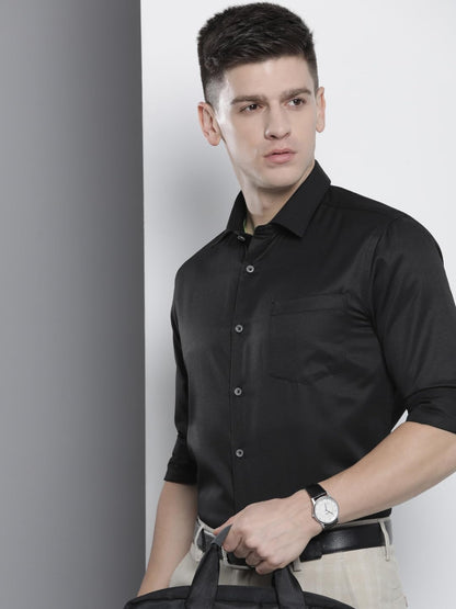 The Indian Garage Co Men Black Slim Fit Solid Formal Shirt