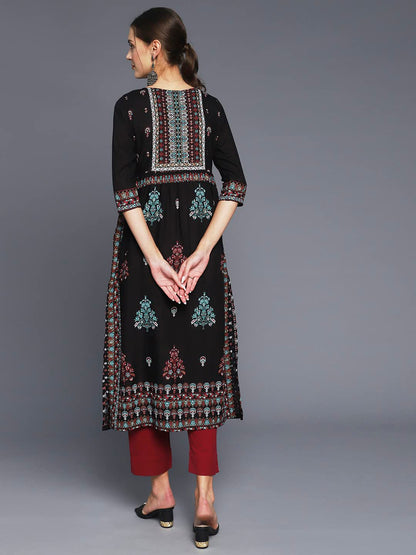 anubhutee Women's Rayon Black Ethnic Motifs Printed Straight Kurta