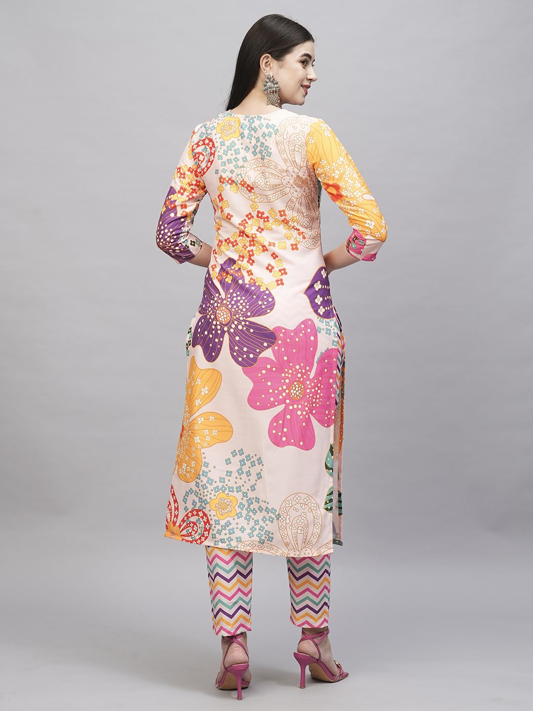 Gosriki WomenS Cotton Blend Straight Printed Kurta With Pant (Wahida White-Gs_L_White_Large)
