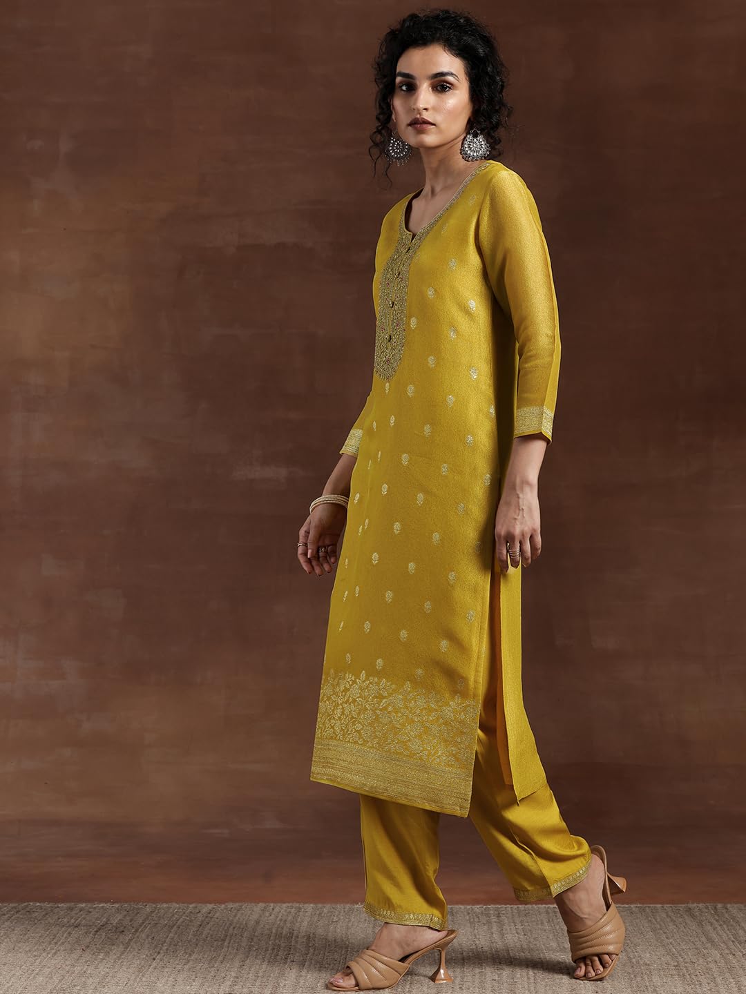 Libas WomenS Chanderi Silk Kurta Set (275790R