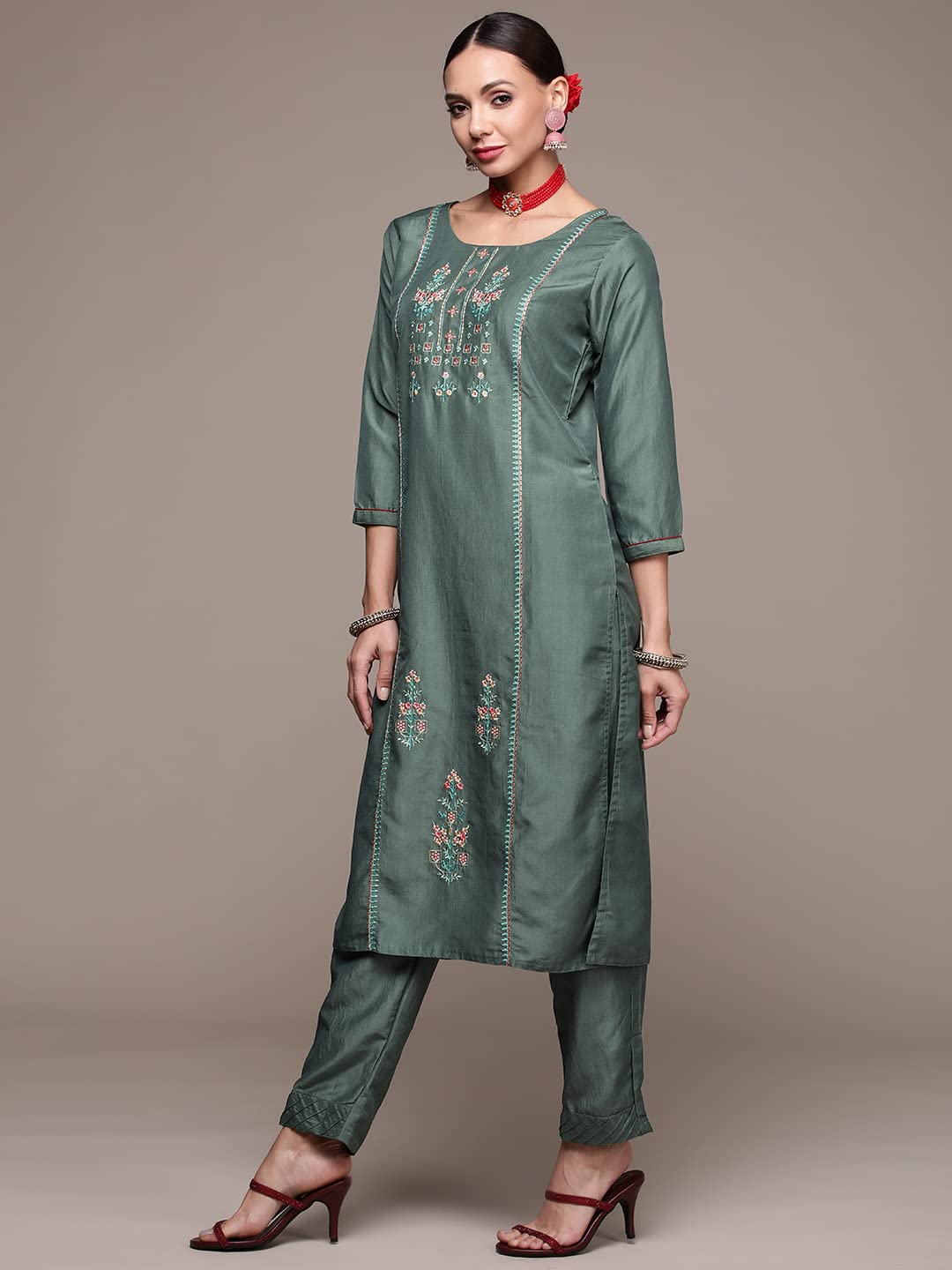anubhutee Women's Muslin Green Floral Embroidered Straight Kurta Suit Set With Pants And Dupatta