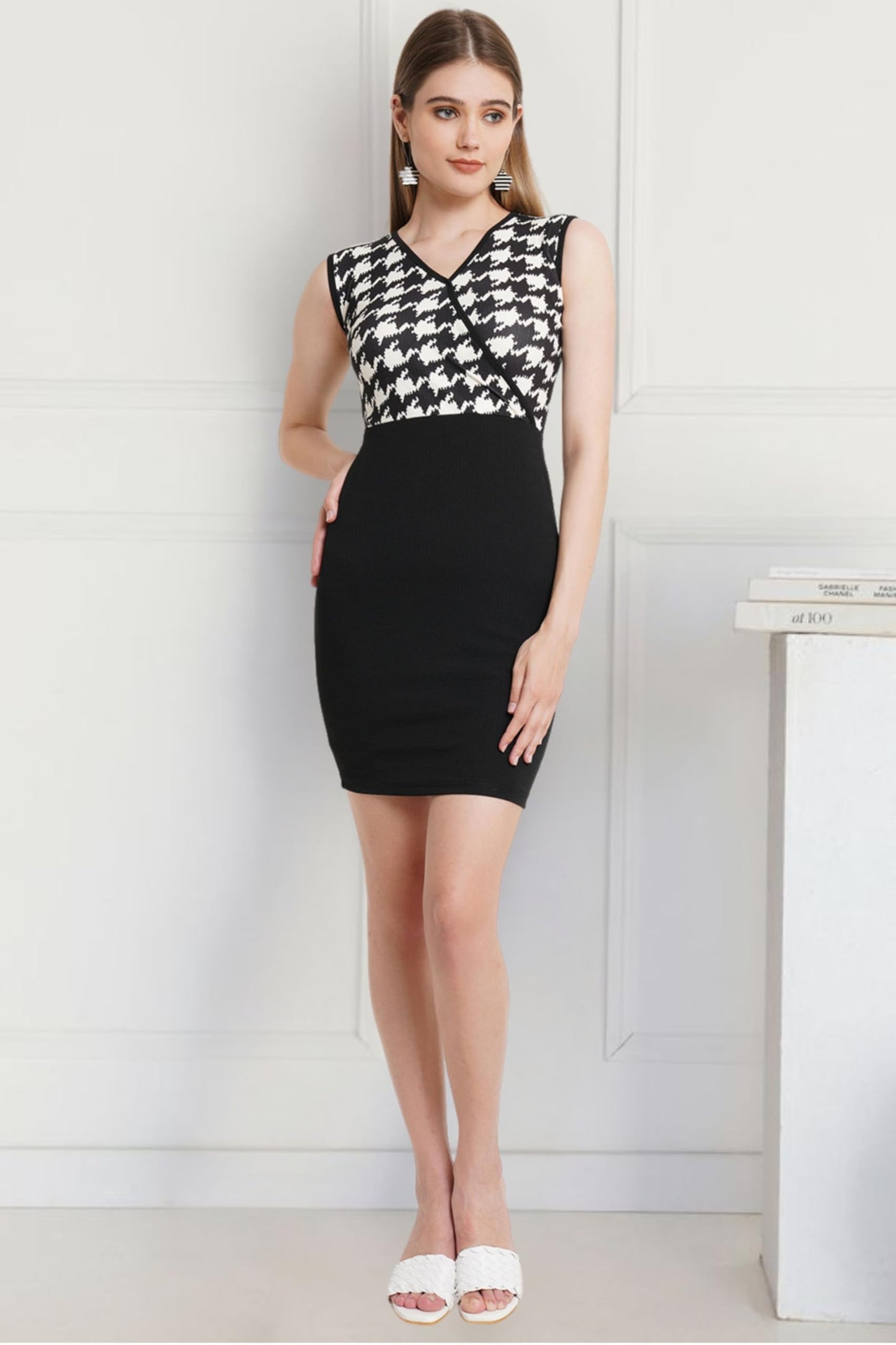 Popwings Women Casual Black & White Sleeveless Printed Knee Length Bodycon Dress | Dress For Women Dress For Women | Women Styli