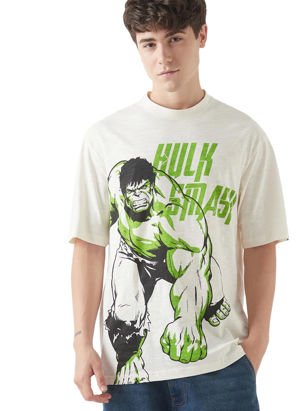 Bewakoof Air 1.0 Official Marvel Merchandise Hulk MenS Graphic Print Oversized Fit Half Sleeve Round Neck Cotton T-Shirt_646662_