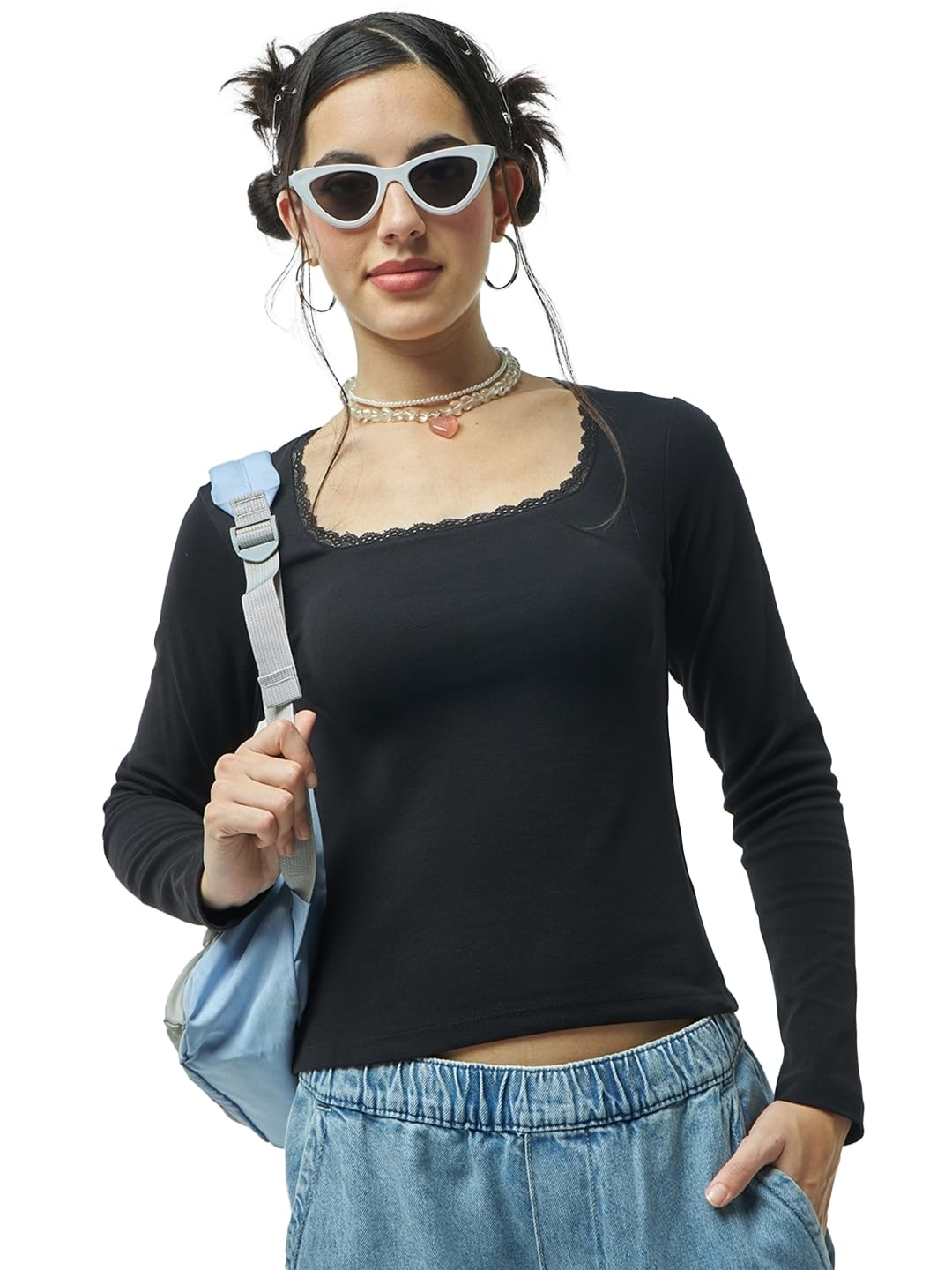 Bewakoof Womens Solid Slim Fit Full Sleeve Square Neck Cotton Short Top_615096_Black_S