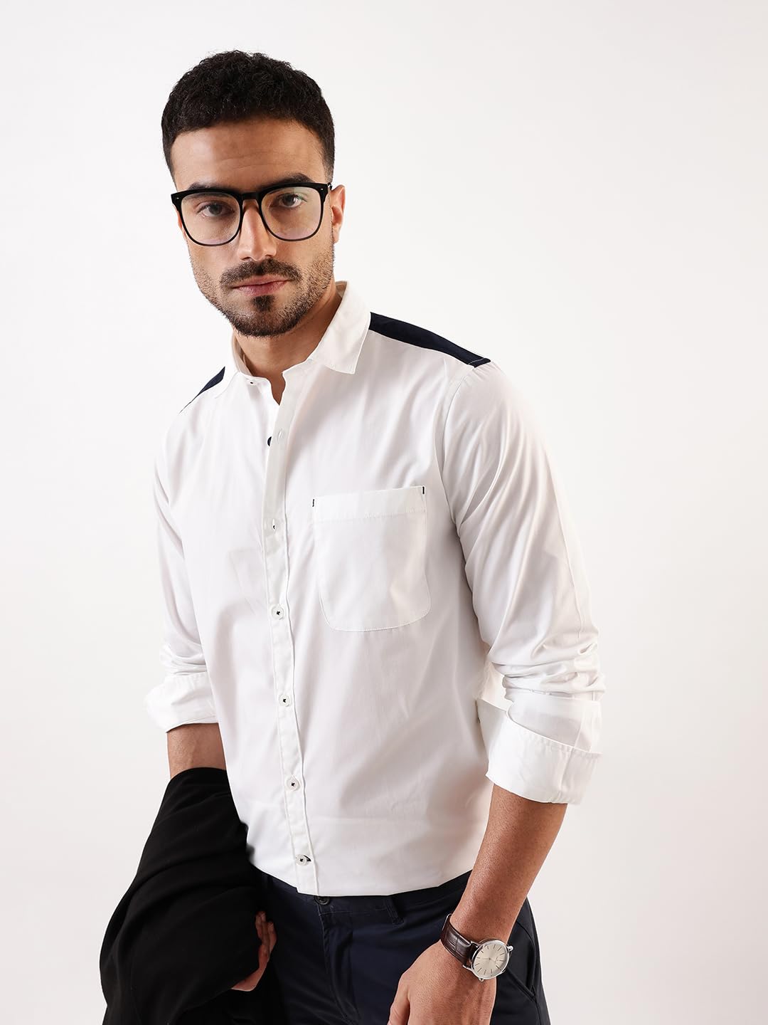 Dennis Lingo Men White - Navy Solid Spread Collar Full Sleeves Regular Fit Cotton Casual Shirt