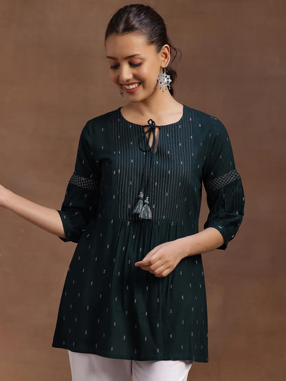 Libas WomenS Viscose Rayon Woven Design A-Line Kurtis (29107O_Green