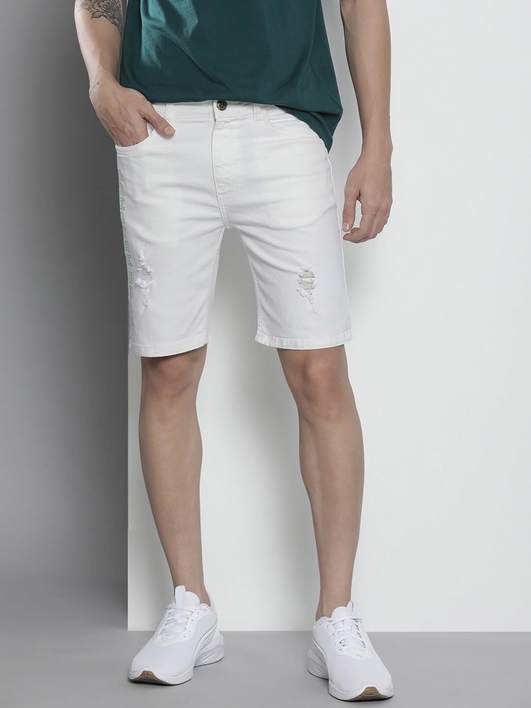The Indian Garage Co Men Slim Fit Placement Print Mid-Rise Denim Shorts