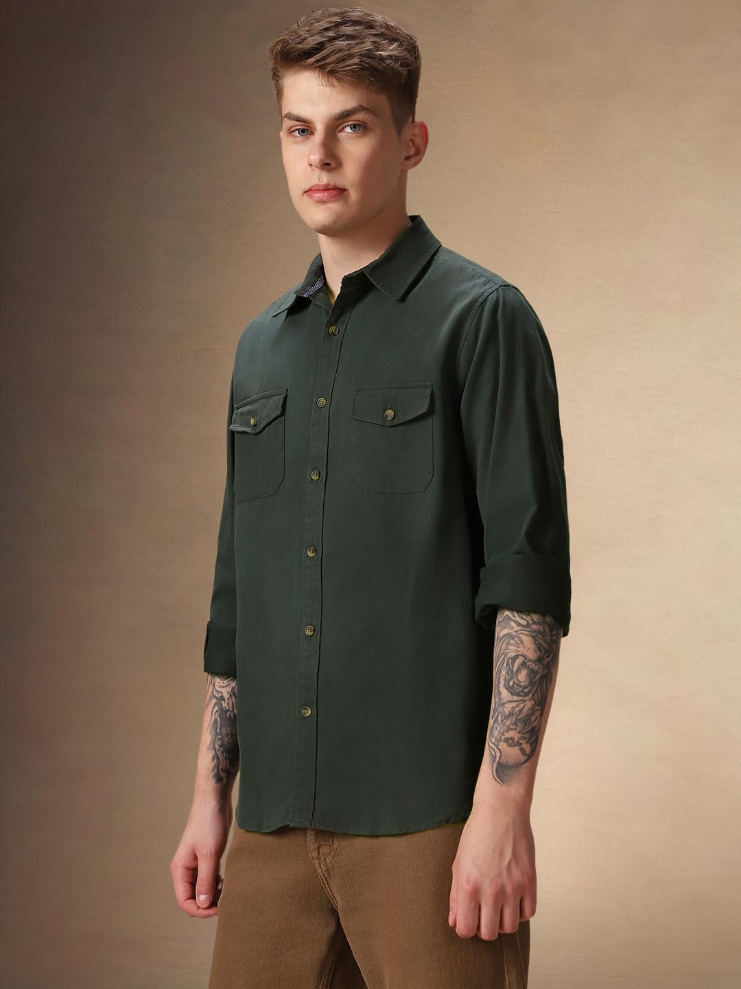Dennis Lingo Relaxed Fit Full Sleeves Spread Collar Solid Men Shirt Dark Green