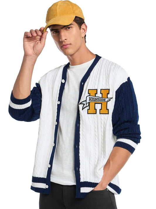 Bewakoof MenS Typography Oversized Fit Full Sleeve V-Neck 100% Acrylic Sweater_644669_White_Xl
