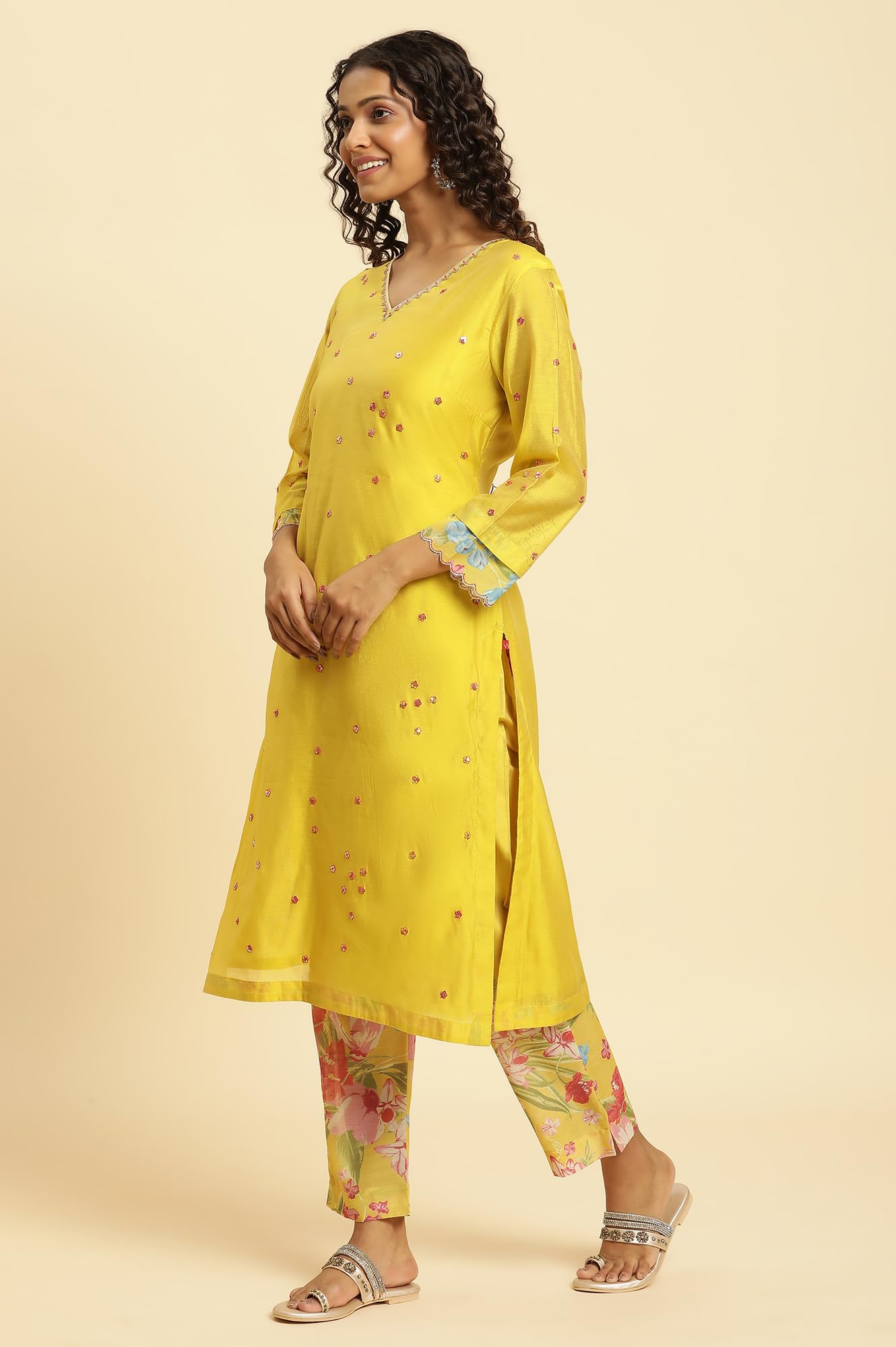 W for Woman Women Viscose Kurta Set with Dupat