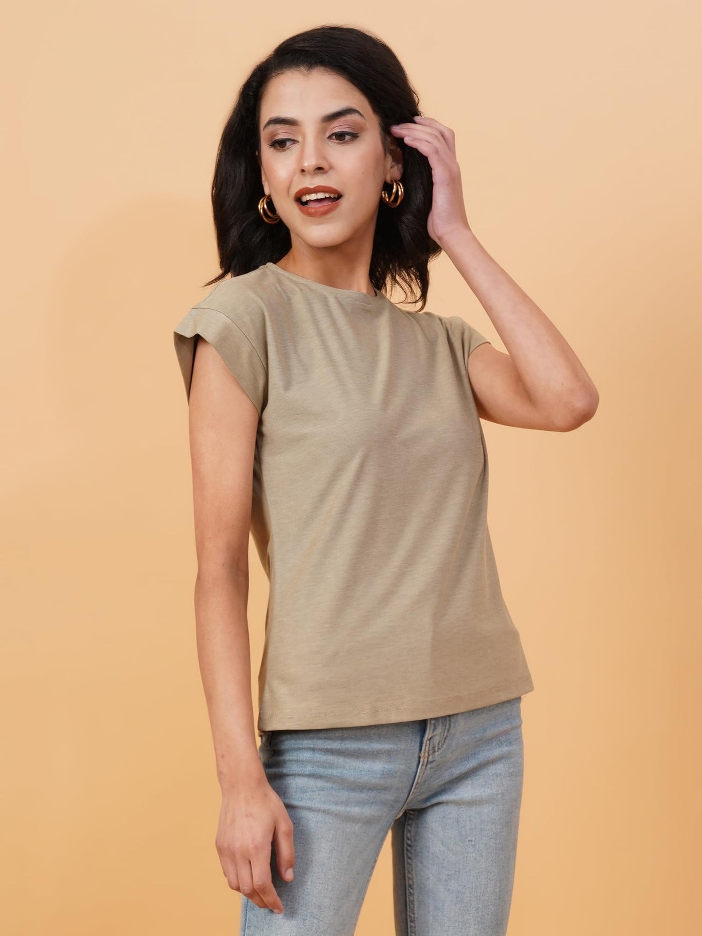Kotty WomenS Solid Round Neck Cotton Blend T-Shirt
