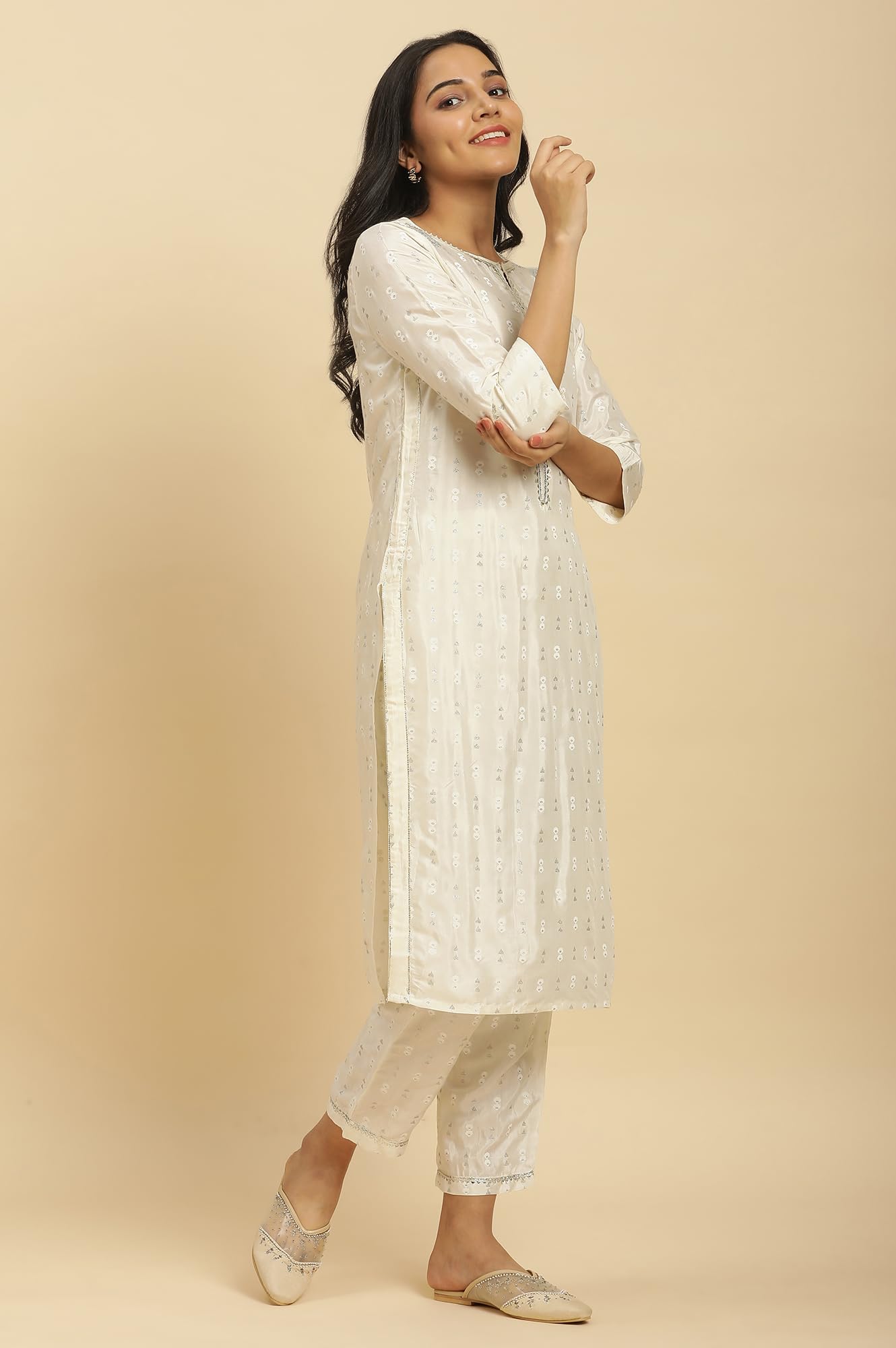 W for Woman Women's Kurta & Straight Pant