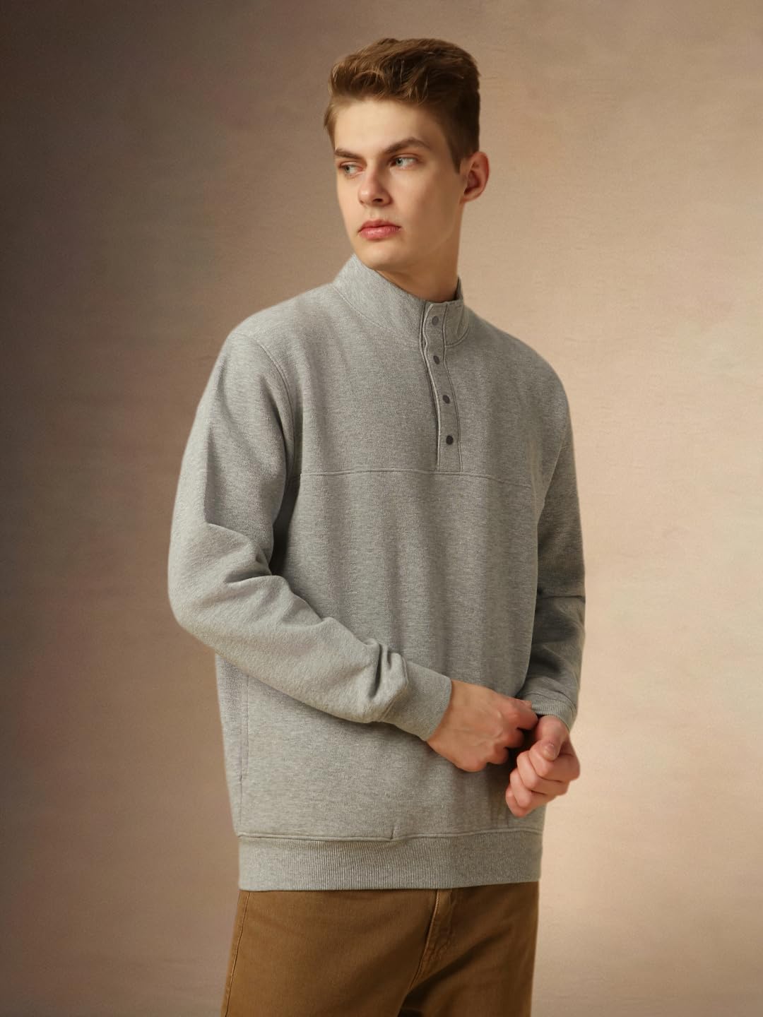 Dennis Lingo Men Grey Solid Relaxed Fit Full Sleeve Mock Collar Sweatshirt