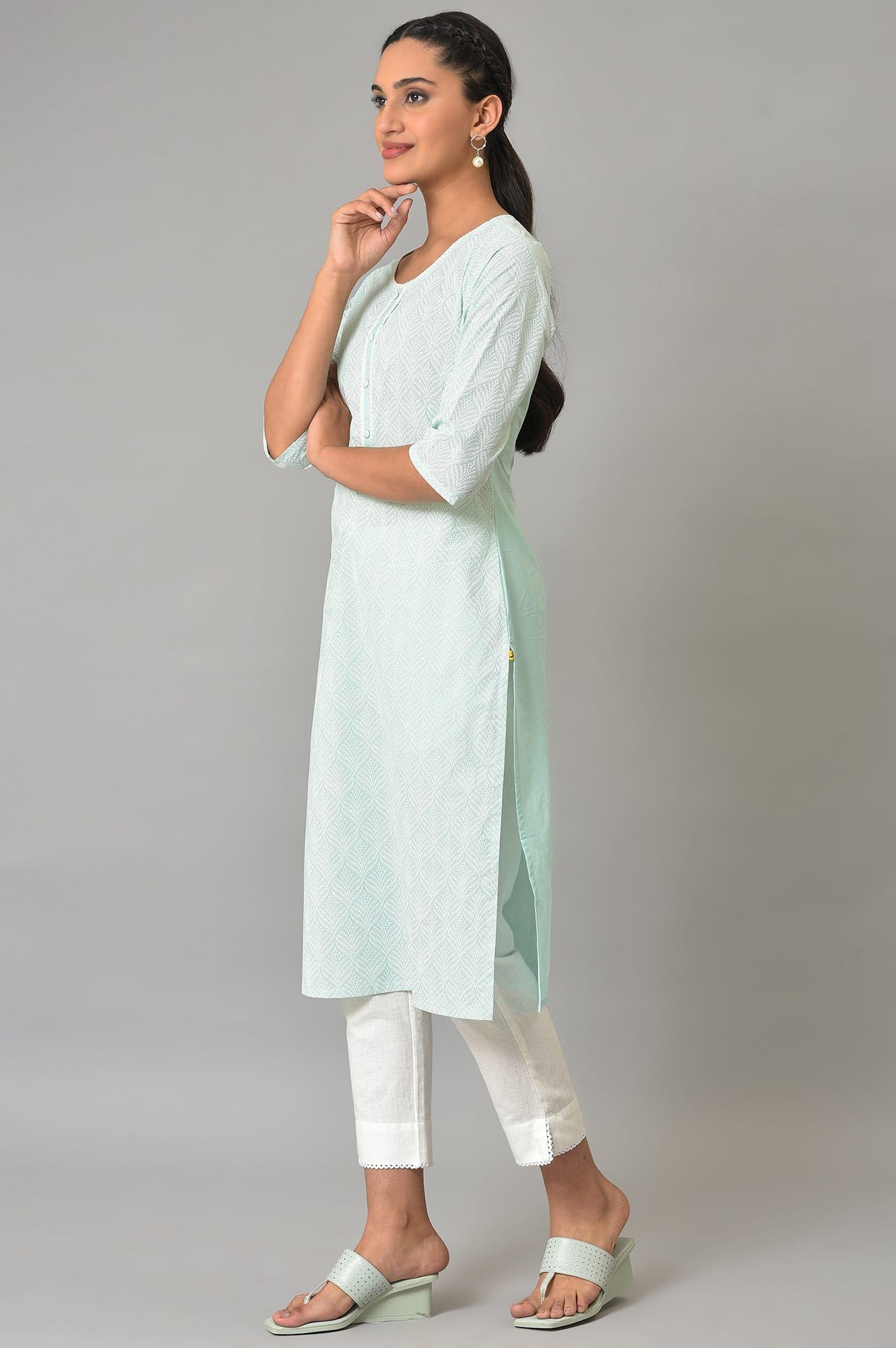 Aurelia Womens Floral Regular Blue Printed Cotton Kurta (23FEA13902-506704