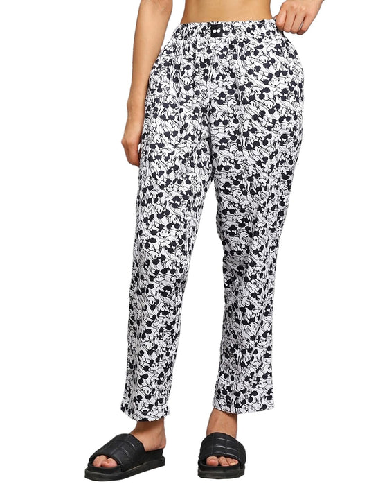 Bewakoof Official Disney Merchandise Womens All Over Printed Regular Fit Cotton Pyjamas_570810_White_XL