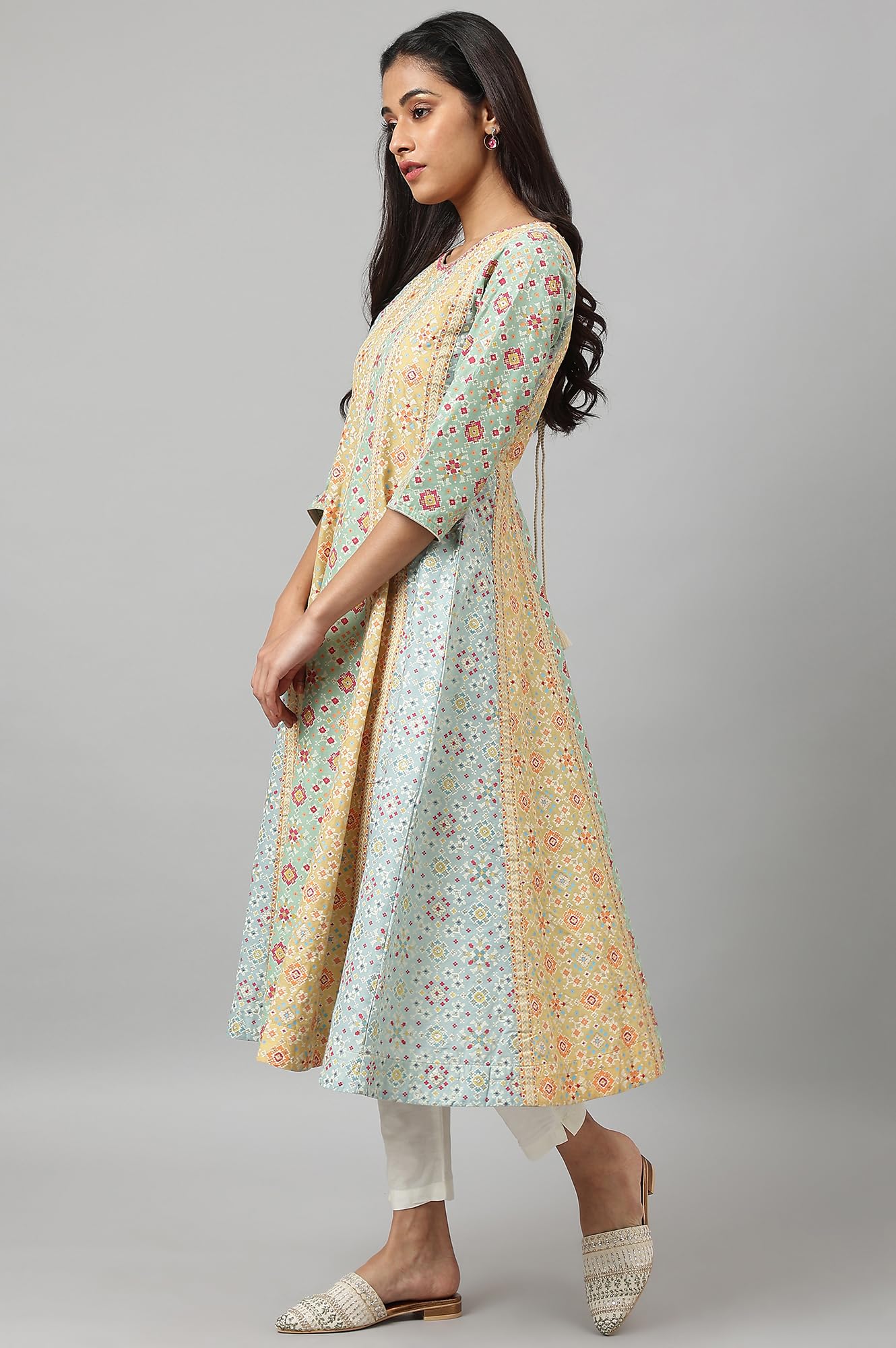 W For Woman Light Green Geometric Printed Cotton Regular Glitter Kurta with Beads