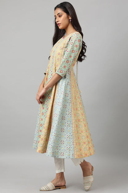 W For Woman Light Green Geometric Printed Cotton Regular Glitter Kurta with Beads