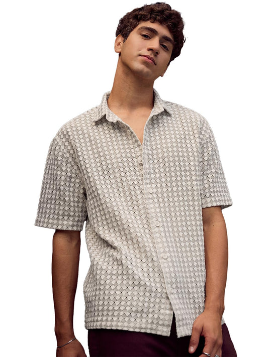 Bewakoof Mens Textured Oversized Fit Half Sleeve Collar Polycotton Shirt_685478_Off White_XL