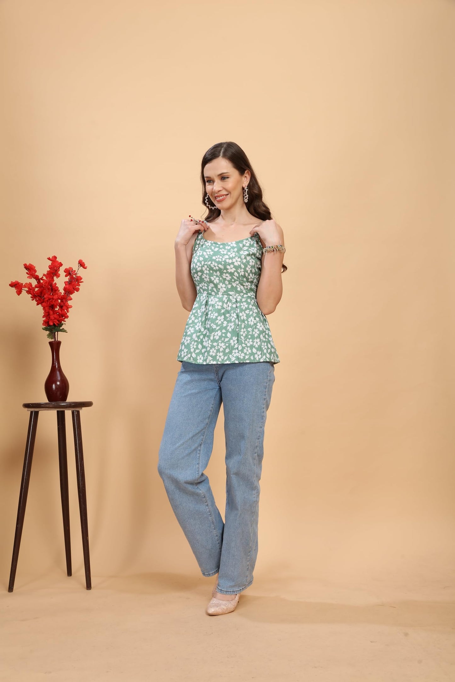 PATLANI Womens Rayon Sleeveless Printed top.