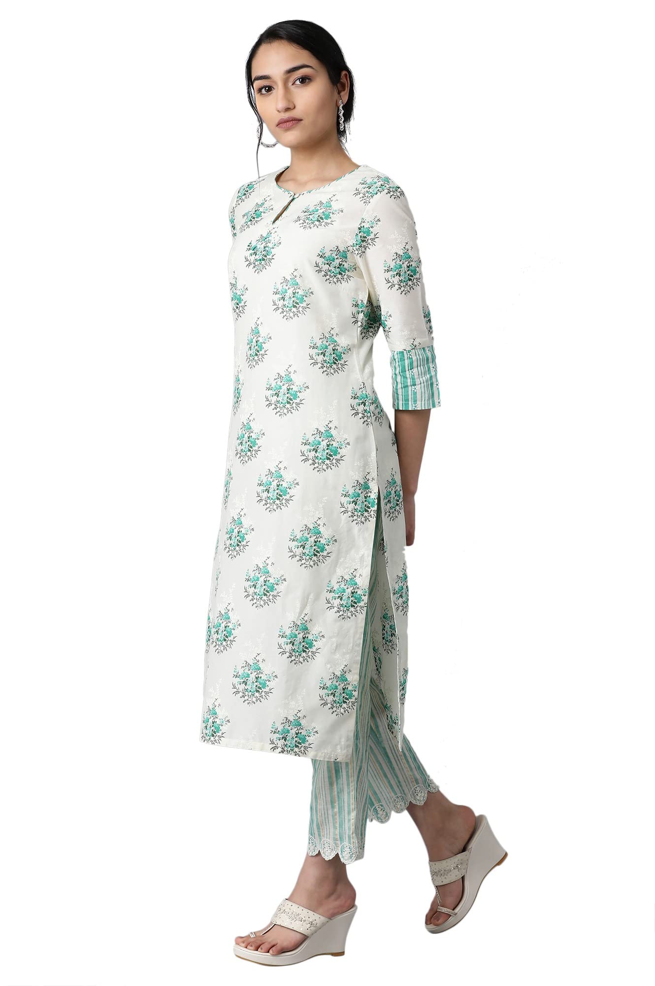 W Green Cotton Floral Printed Regular Kurta For Women